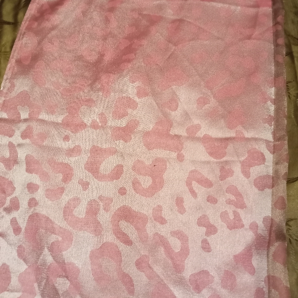 COPY - Beautiful silk scarf - Picture 2 of 3